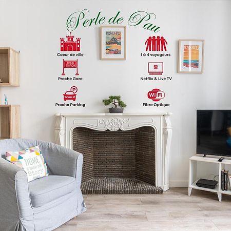 La Perle De Pau Apartment Bagian luar foto